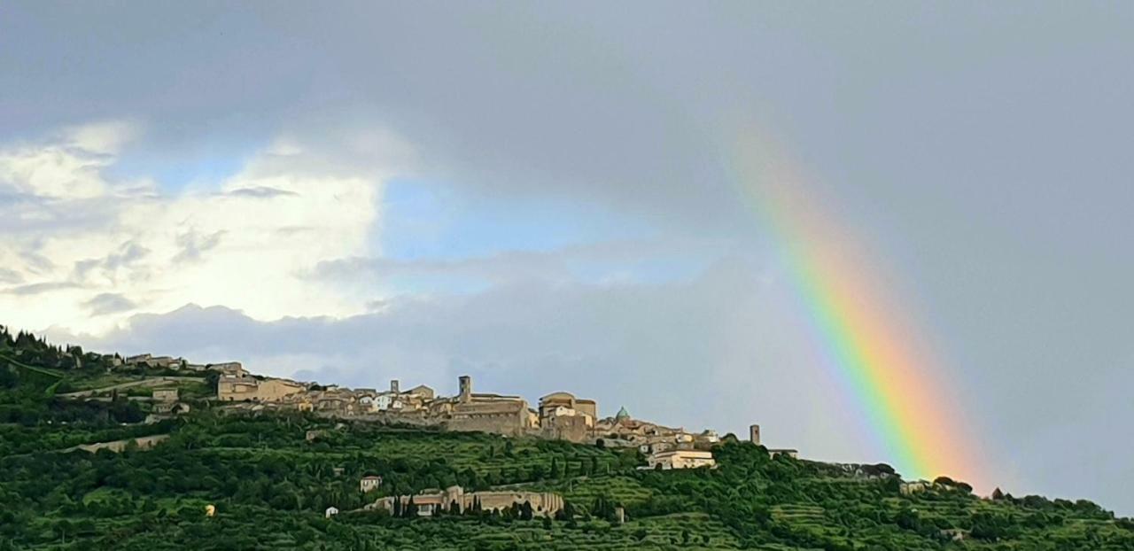 Margherita Holiday Home Cortona Exterior foto